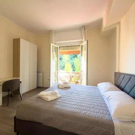 Lucy S House * La Spezia