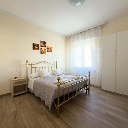 Lucy S House * 斯培西亚